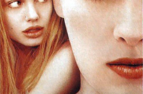 《移魂女郎》百度云网盘夸克下载.阿里云盘.中字.(1992)